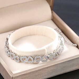 Elegant Silver Heart Bracelet
